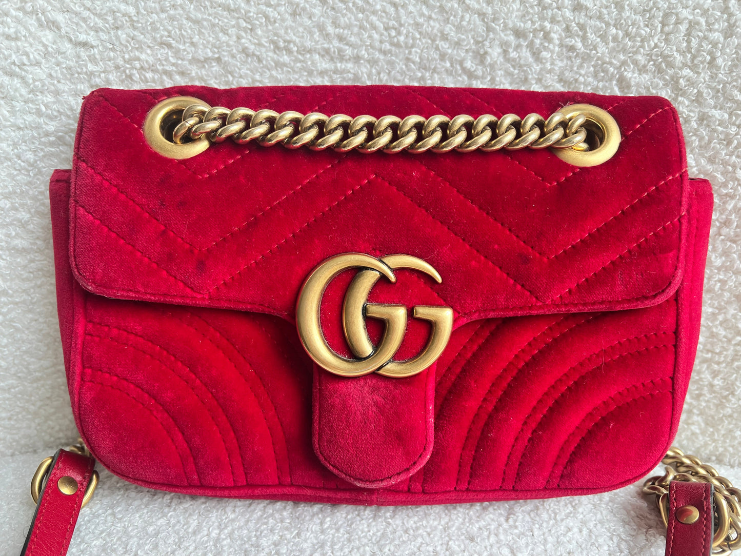 Gucci GG Mini Red Velvet Marmont Mini Shoulder Bag (RRP £1295)