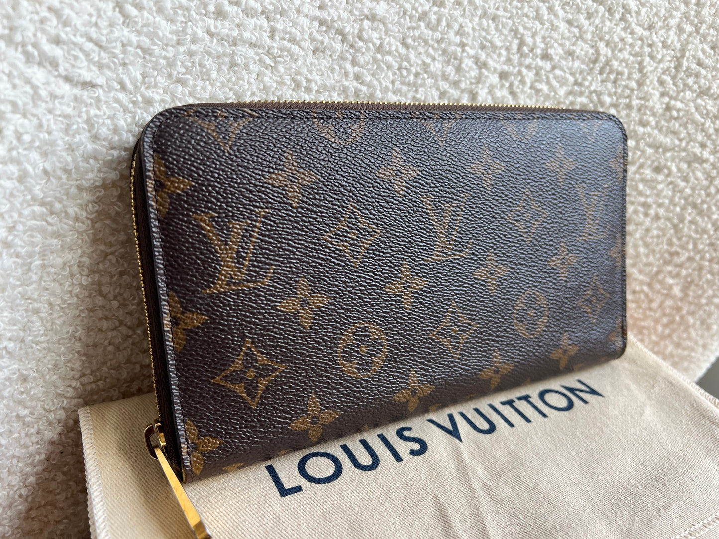 Louis Vuitton Zippy Organiser in Monogram (RRP £715)