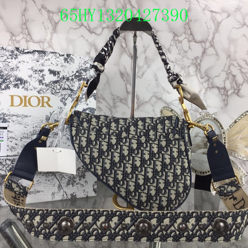 Christian Dior Luxury Bag - The Tote   460