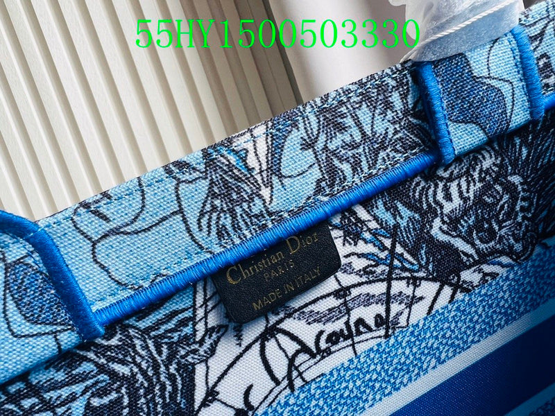 Christian Dior Luxury Bag - The Tote   291