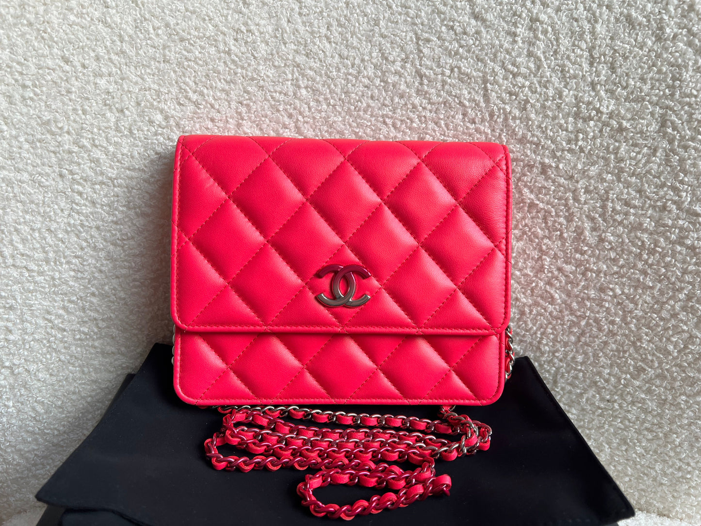 Chanel Quilted Bright Pink Chain Clutch (RRP £3320)