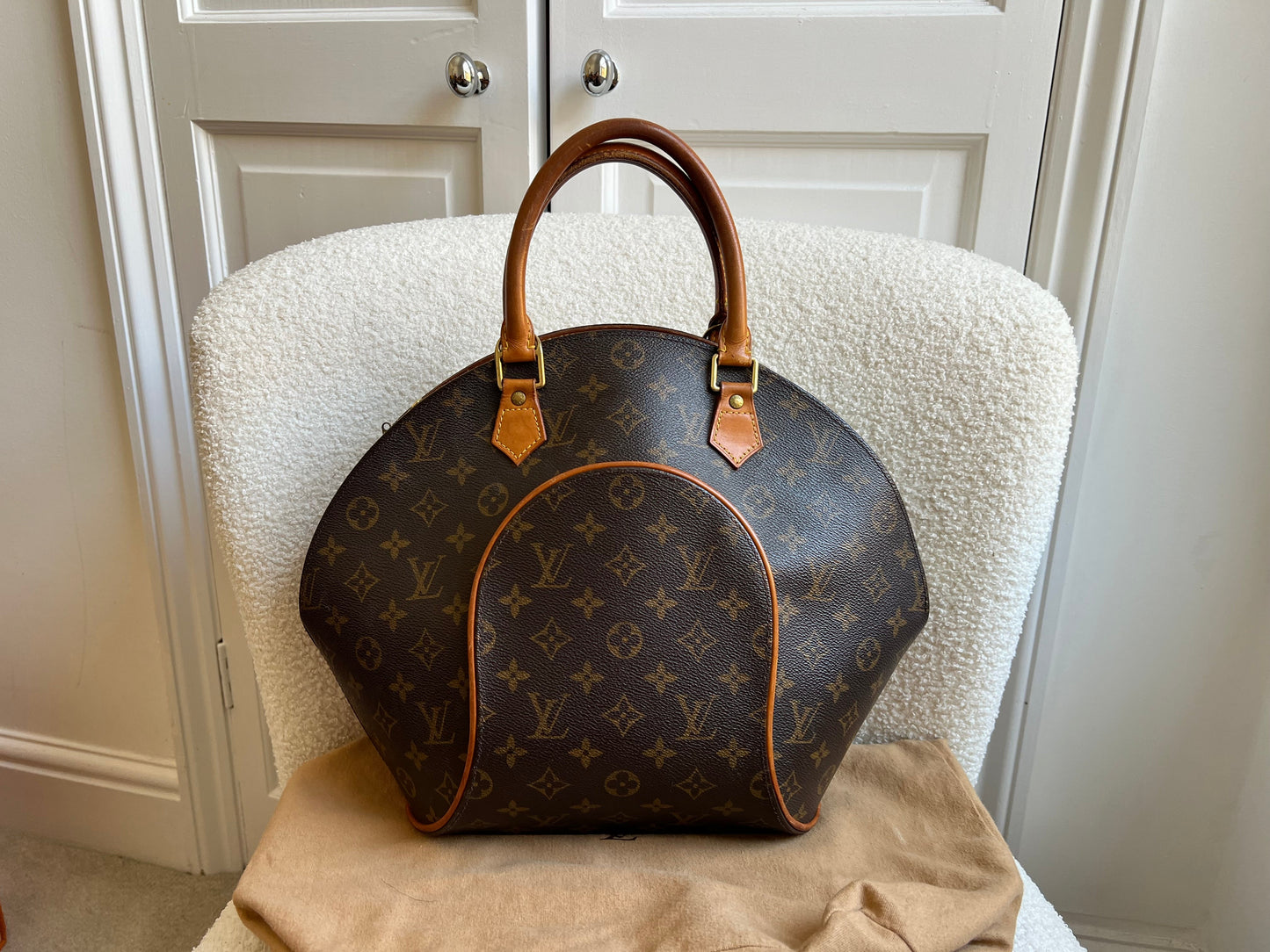 Louis Vuitton Ellipse MM Monogram