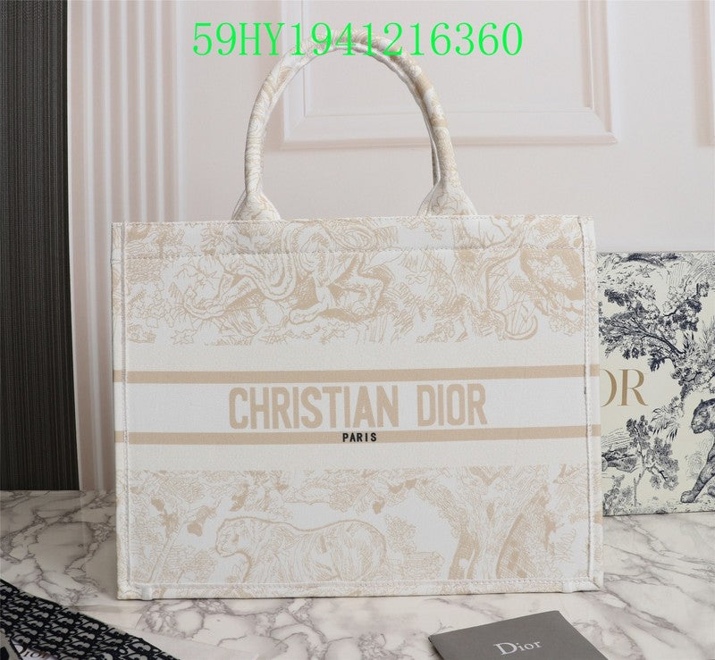 Christian Dior Luxury Bag - The Tote   316