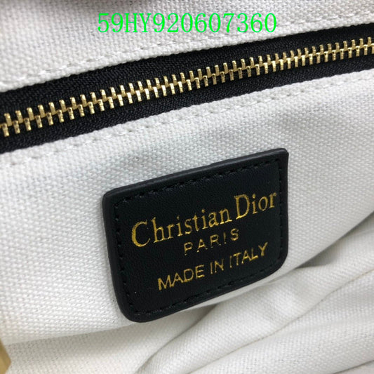 Christian Dior Luxury Bag - The Tote   522