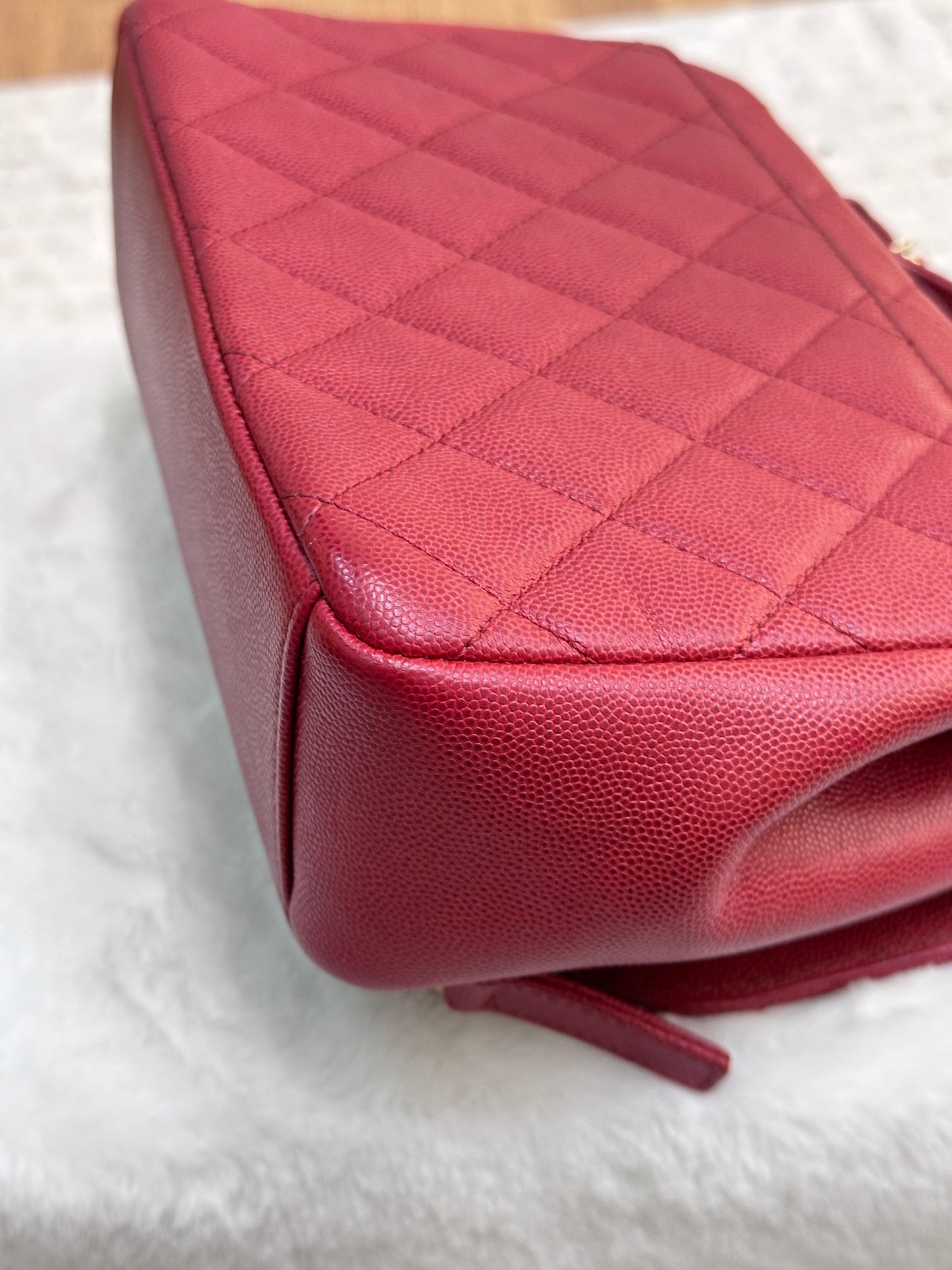 CHANEL Small Business Affinity Bag Red