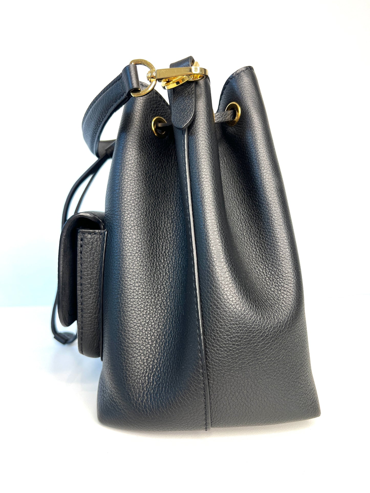 Louis Vuitton Lockme Bucket MM Noir Black Leather Shoulder Bag