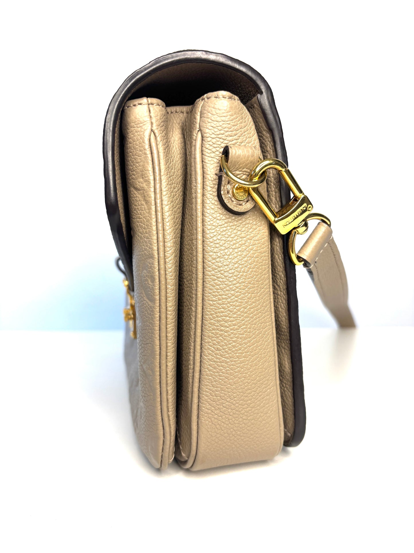 Louis Vuitton Empreinte Pochette Metis Tourterelle Shoulder Bag - Preloved (like new)