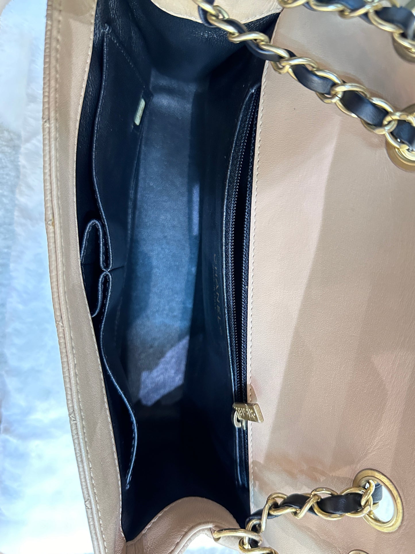 CHANEL Caviar Quilted Medium CC Filigree Flap Beige Black