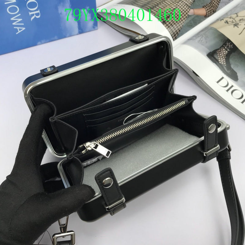 Christian Dior Luxury - The Tote   686