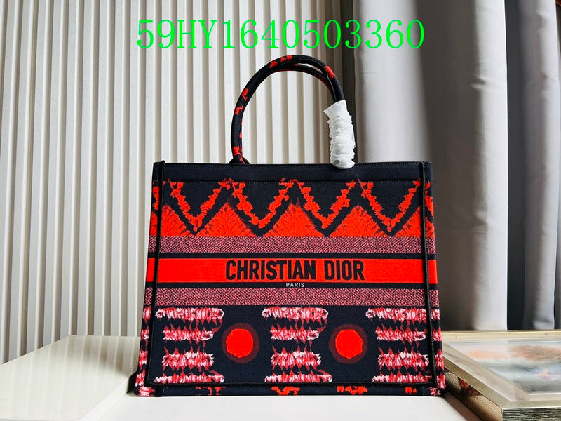 Christian Dior Luxury Bag - The Tote   296