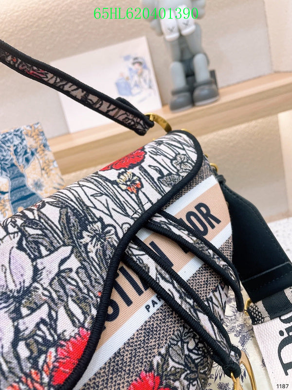 Christian Dior Luxury Bag - The Tote   464