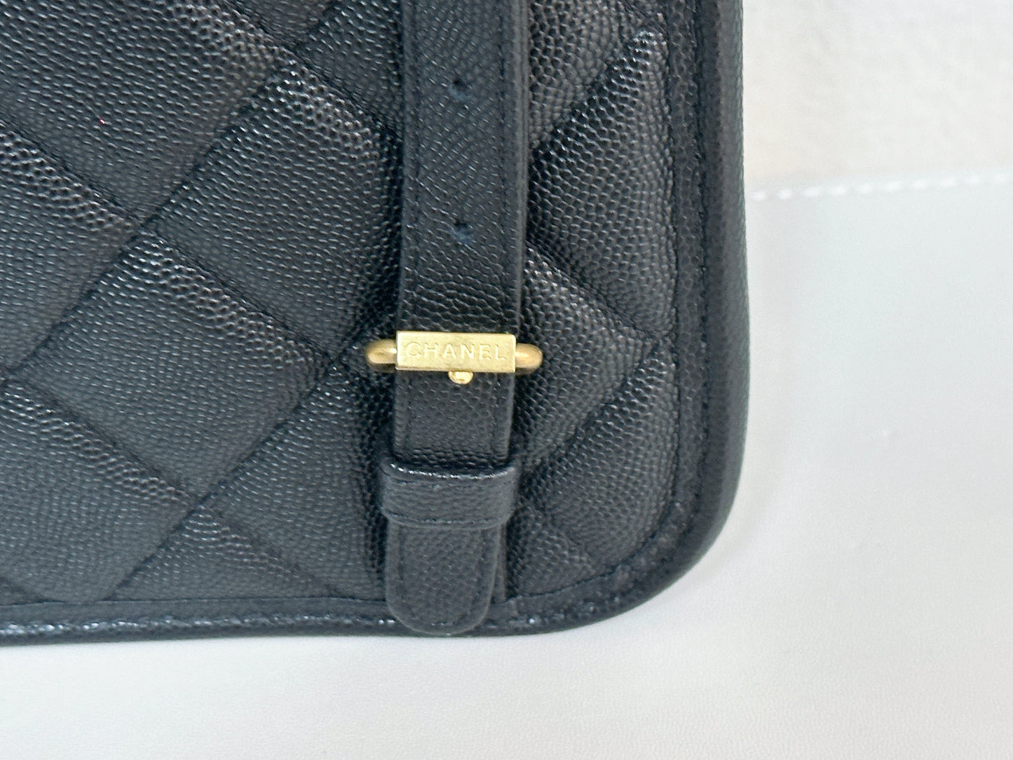 Chanel Caviar Quilted 22k Large School Memory Top Handle Flap Black microchip T076
