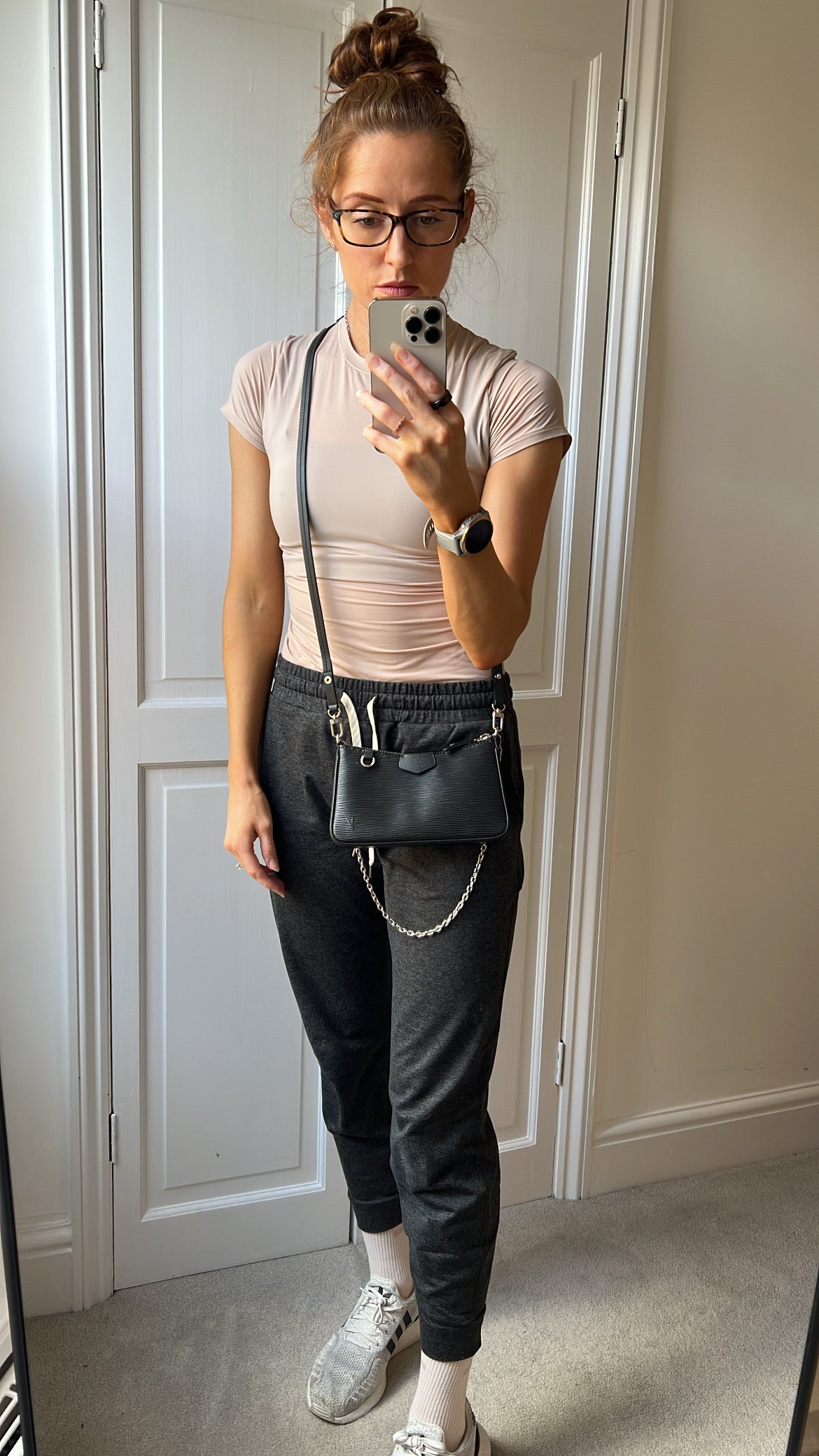 Louis Vuitton Easy Pouch Black Epi (RRP £1320)