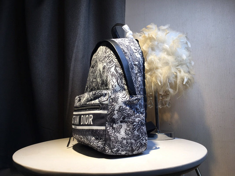 Christian Dior Luxury - The Tote   763