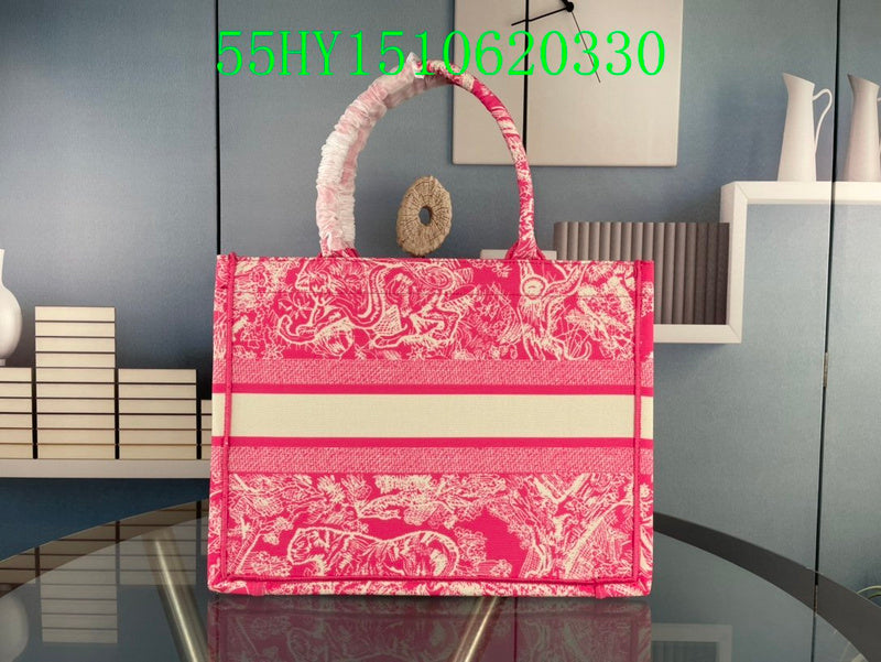 Christian Dior Luxury Bag - The Tote   189