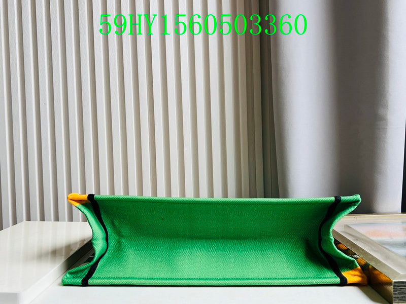 Christian Dior Luxury Bag - The Tote   283