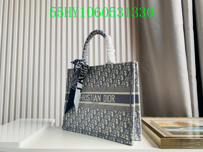 Christian Dior Luxury Bag - The Tote   258