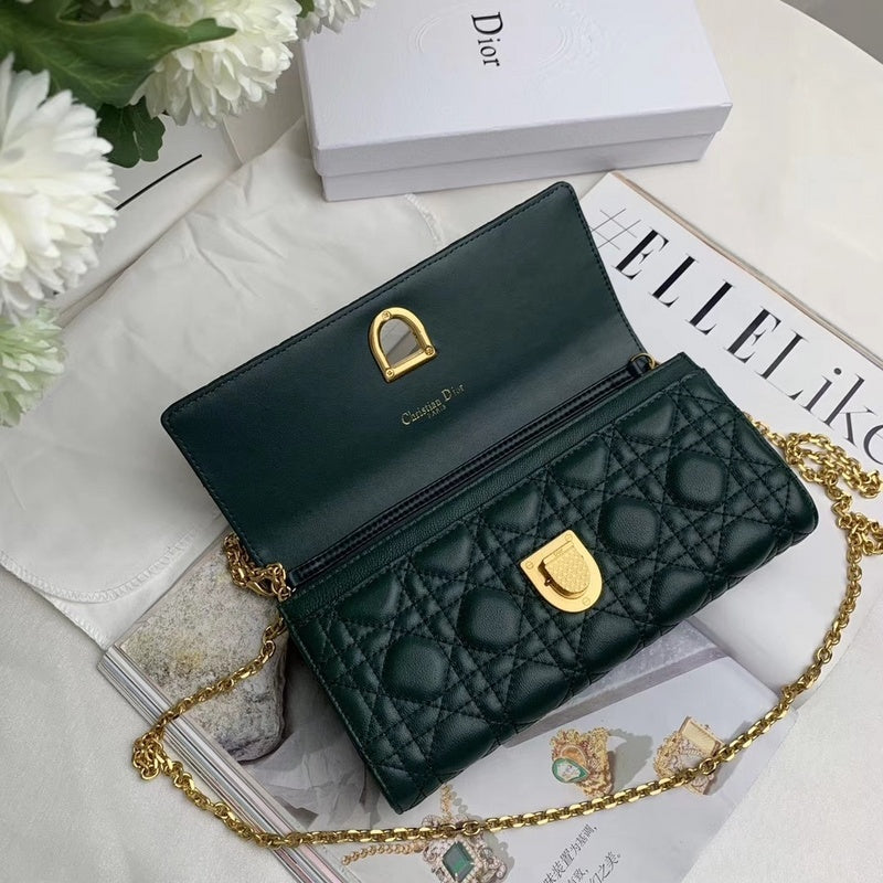 Christian Dior Luxury - The Tote   639