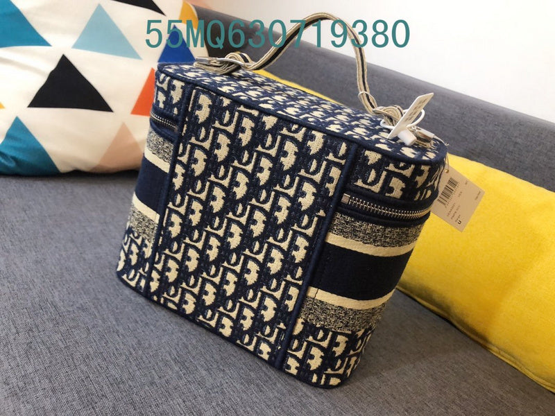 Christian Dior Luxury - The Tote   681