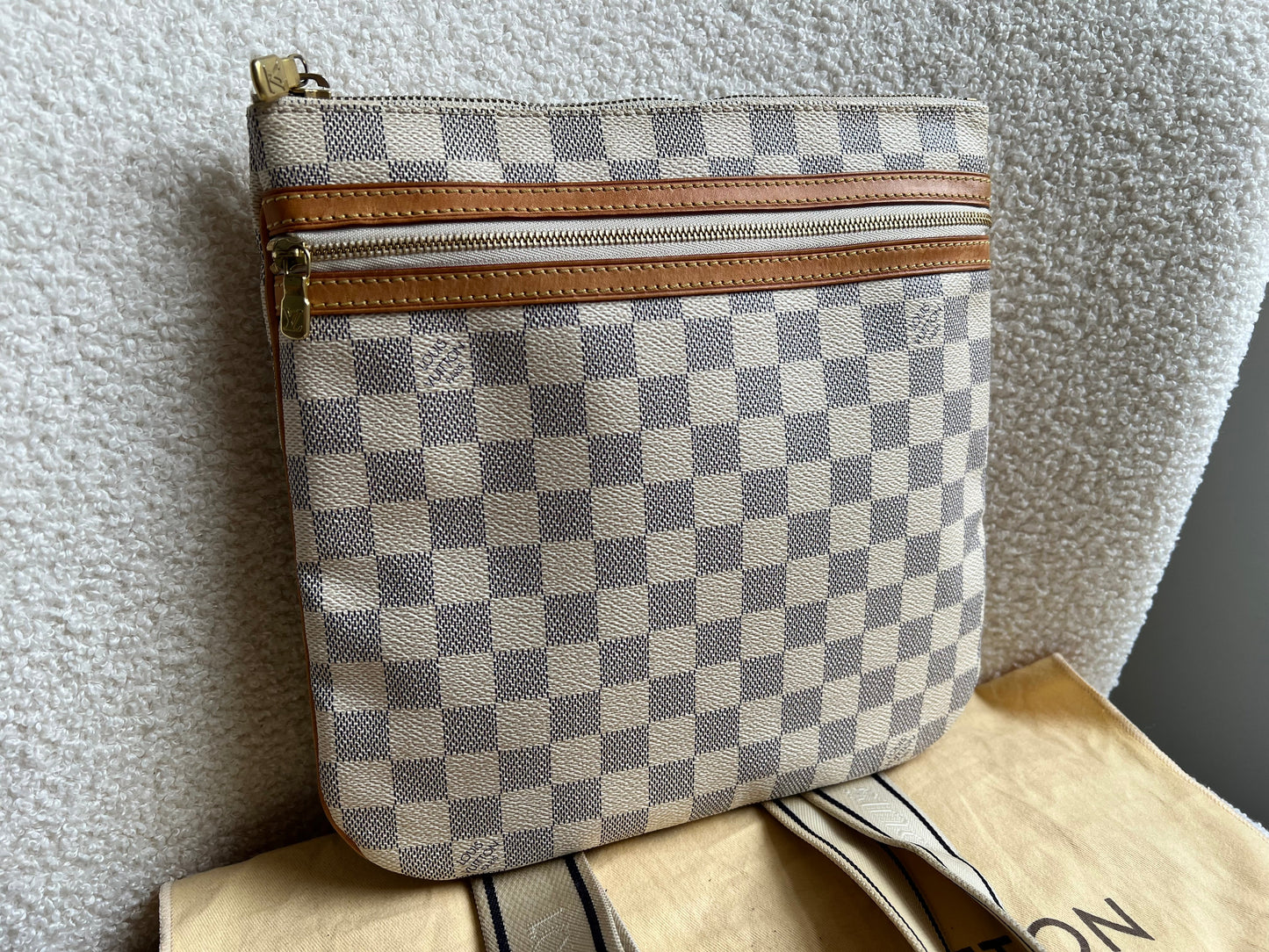 Louis Vuitton Bosphore Messenger Damier Azur