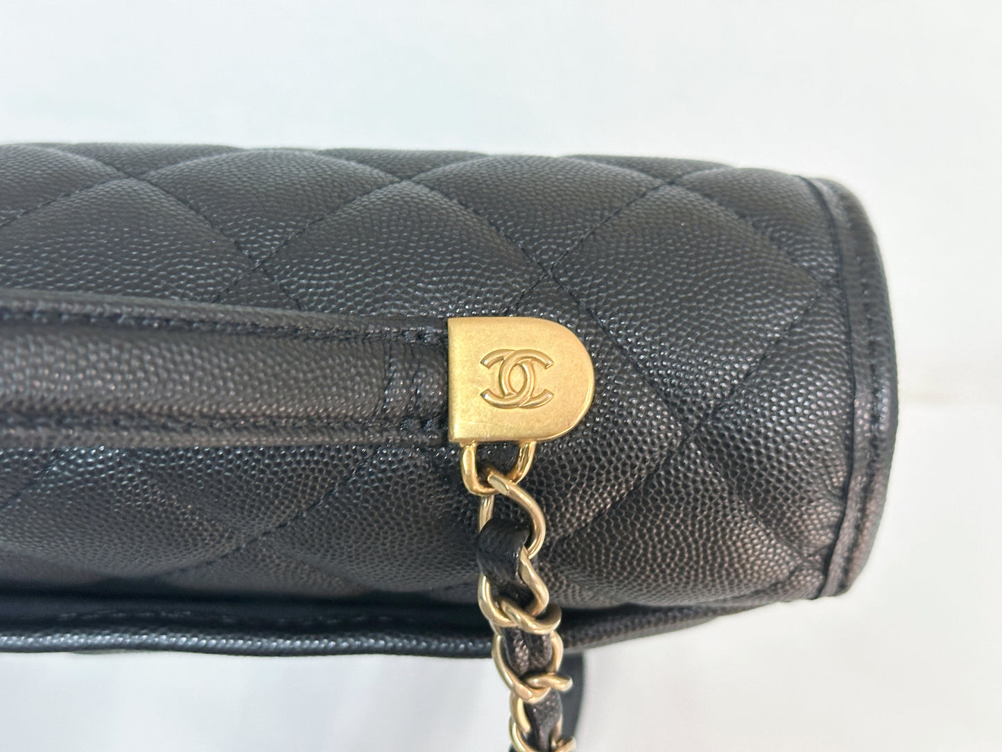 Chanel Caviar Quilted 22k Large School Memory Top Handle Flap Black microchip T076
