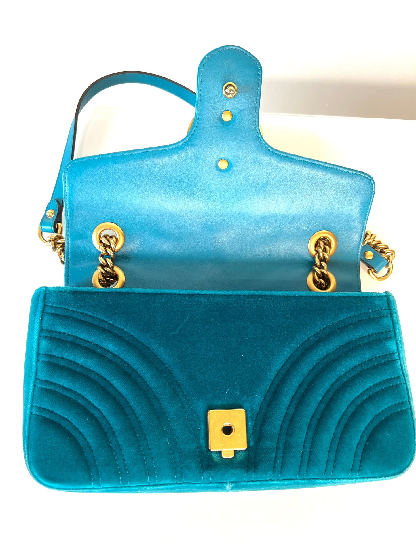 Gucci GG Marmont Small Turquoise Blue Velvet Shoulder Bag - Preloved