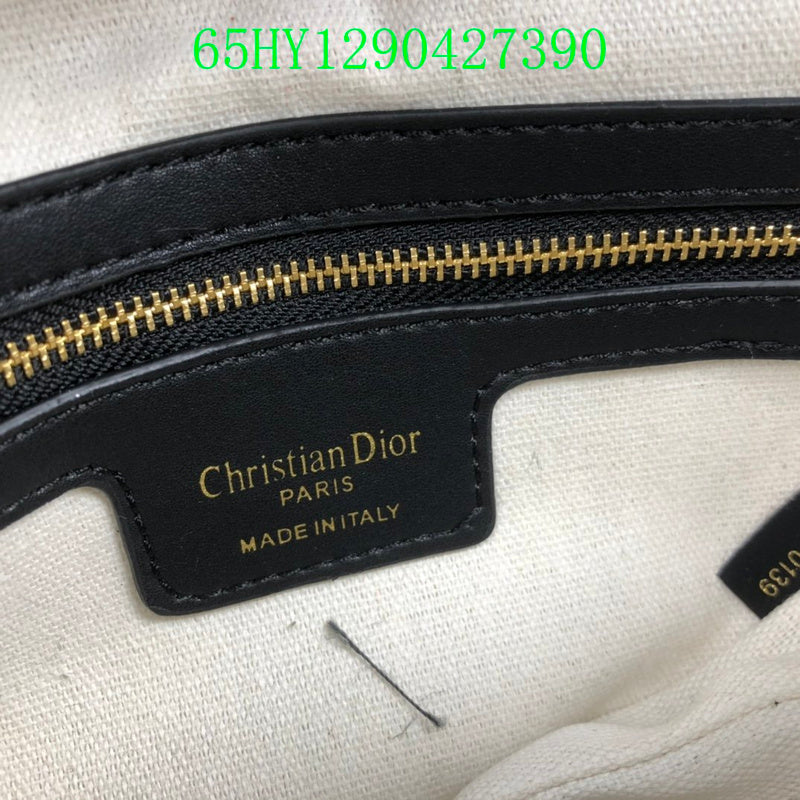 Christian Dior Luxury Bag - The Tote   459