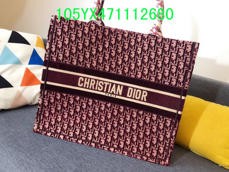 Christian Dior Luxury Bag - The Tote   394