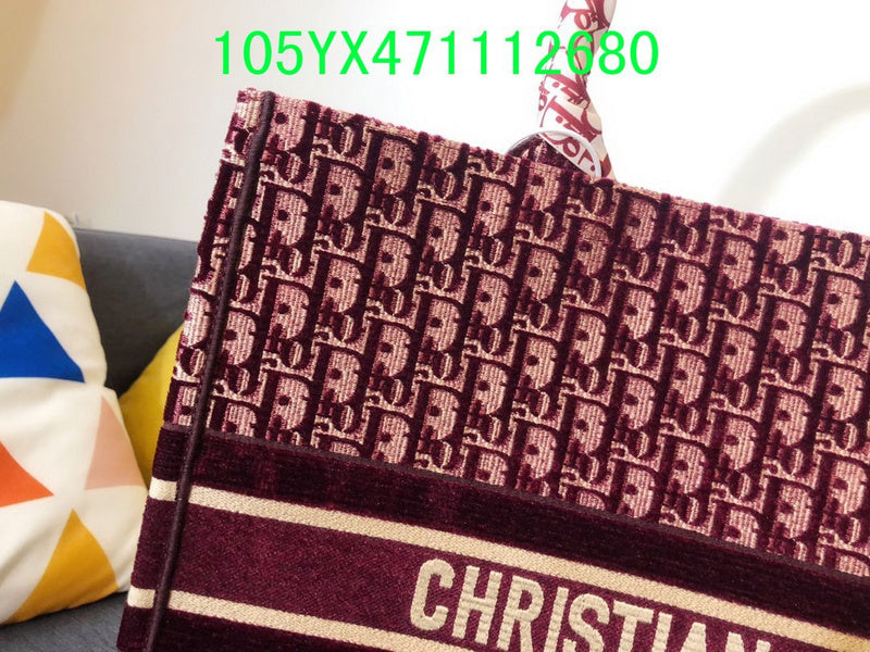 Christian Dior Luxury Bag - The Tote   394