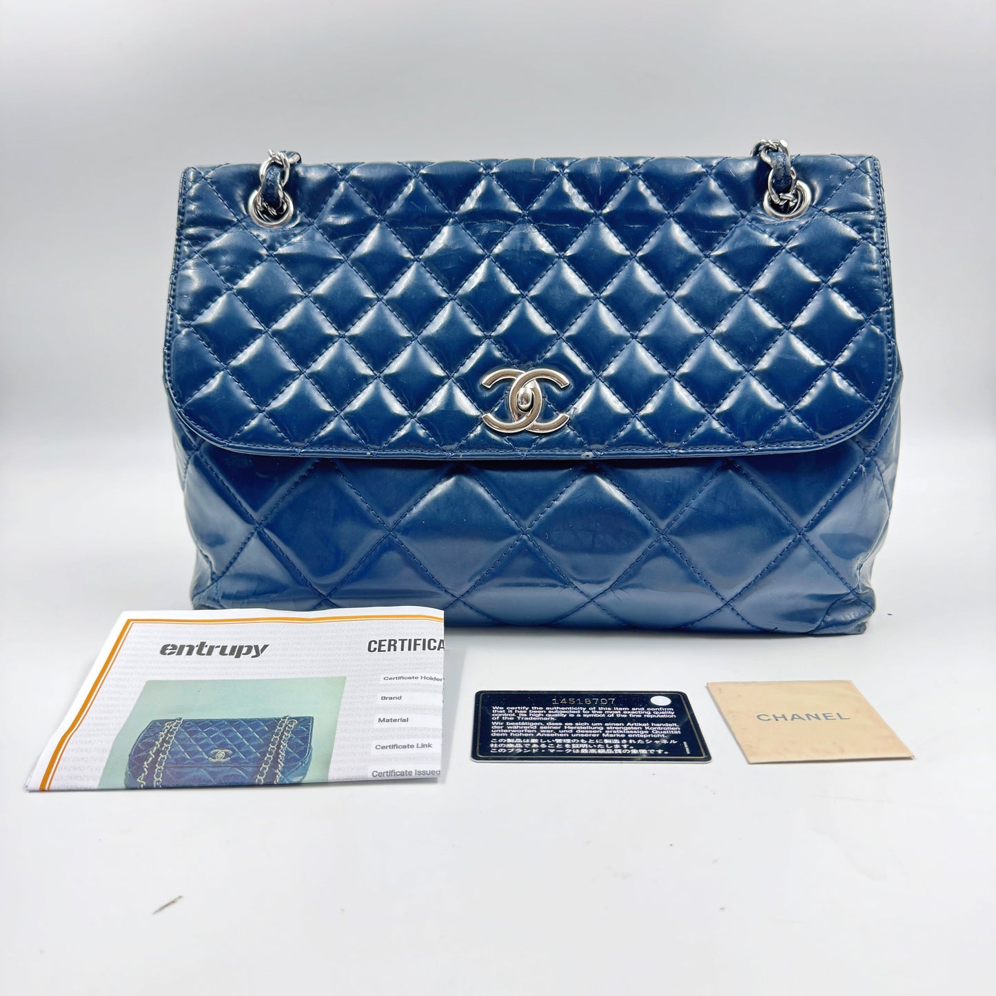 Chanel Quilted In the Business navy blue patent leather Flap bag TWS