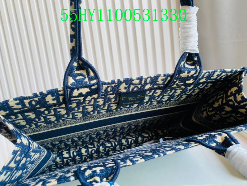 Christian Dior Luxury Bag - The Tote   251