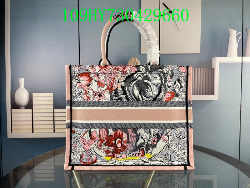 Christian Dior Luxury Bag - The Tote   304