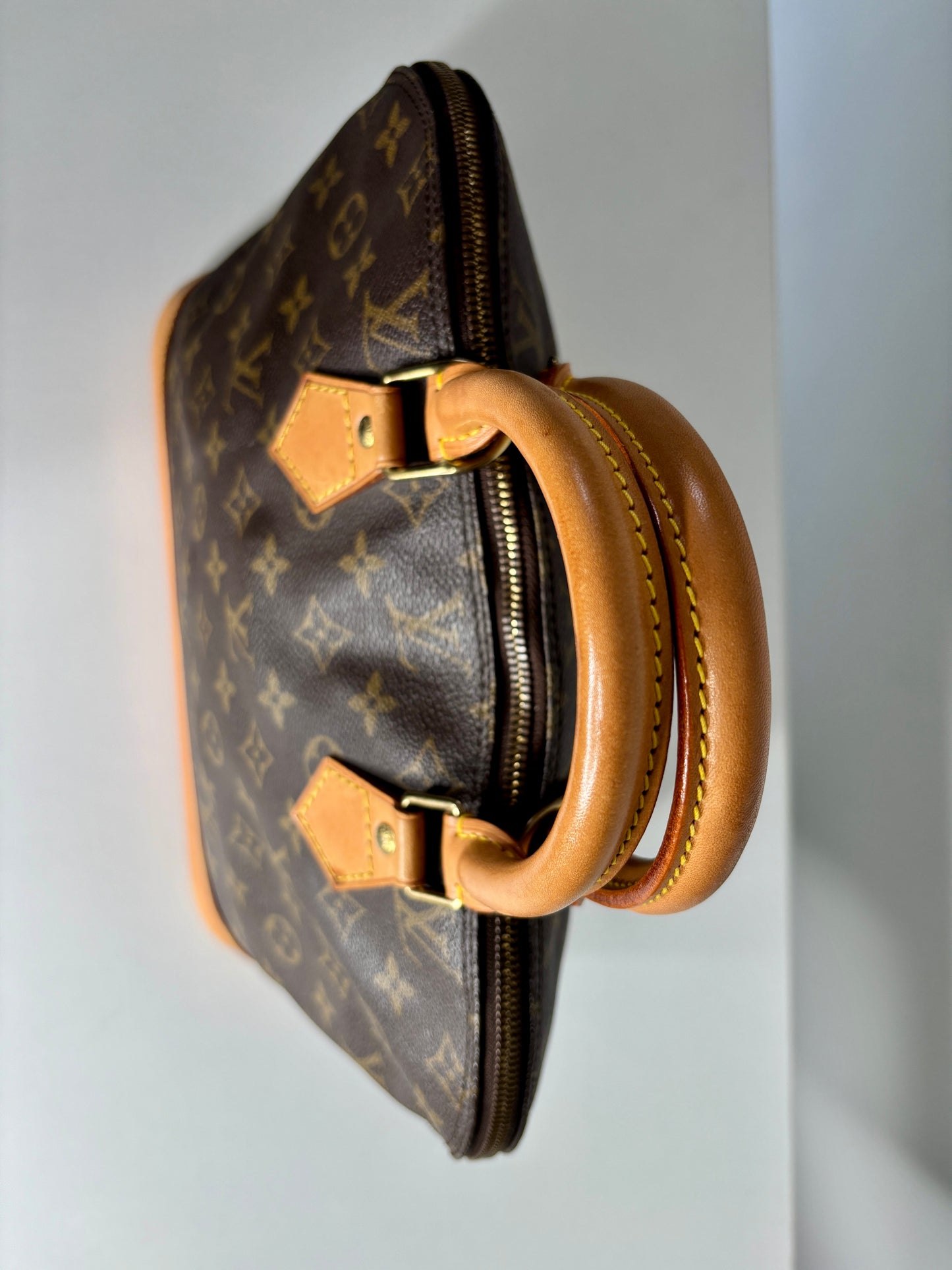 Louis Vuitton Alma PM Monogram Canvas Handbag - Preloved