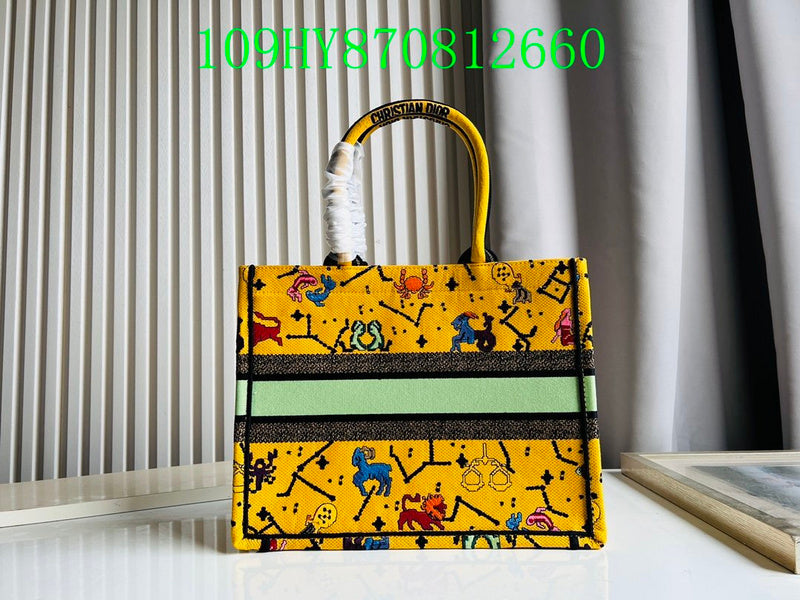 Christian Dior Luxury Bag - The Tote   278