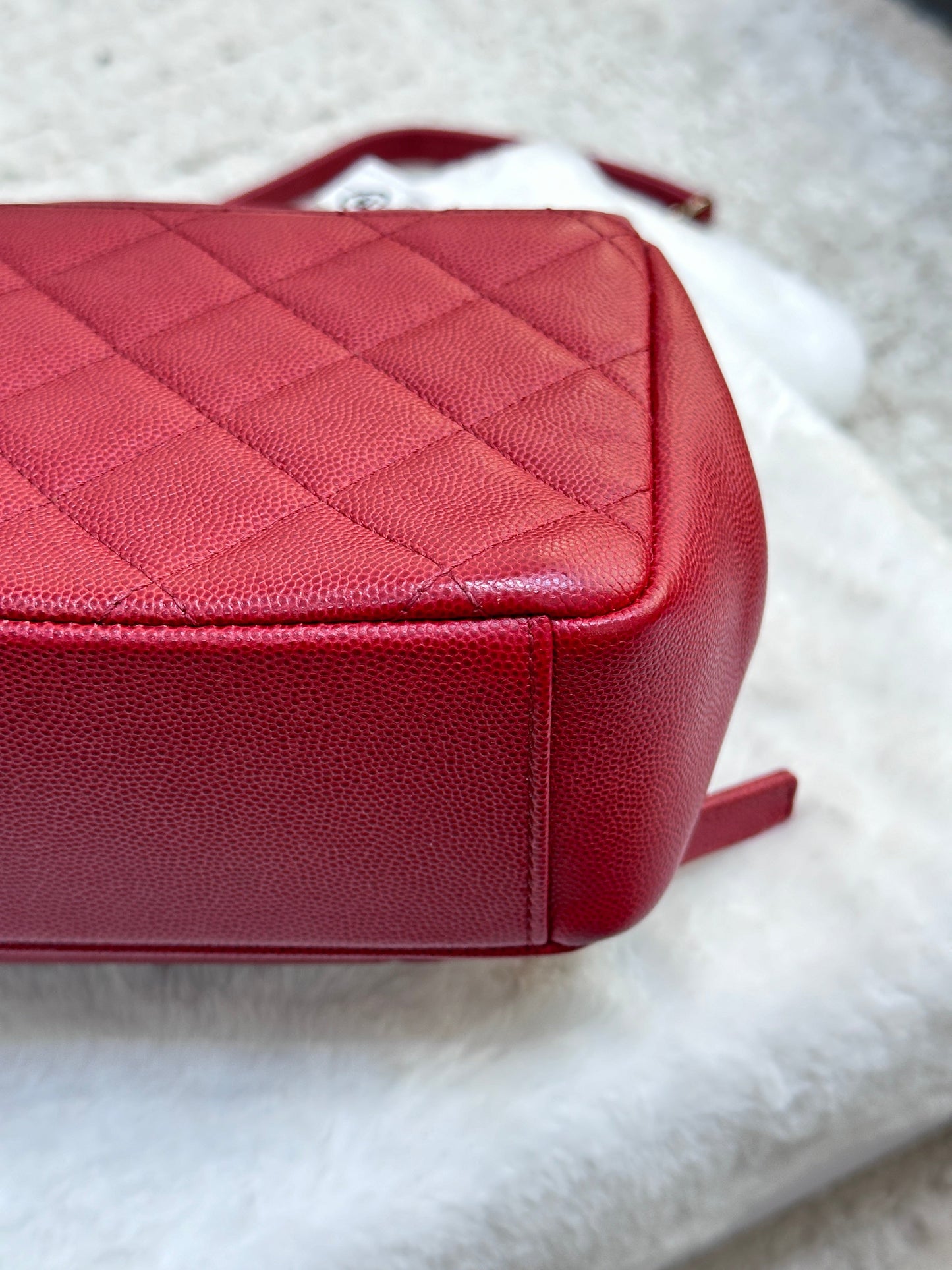 CHANEL Small Business Affinity Bag Red