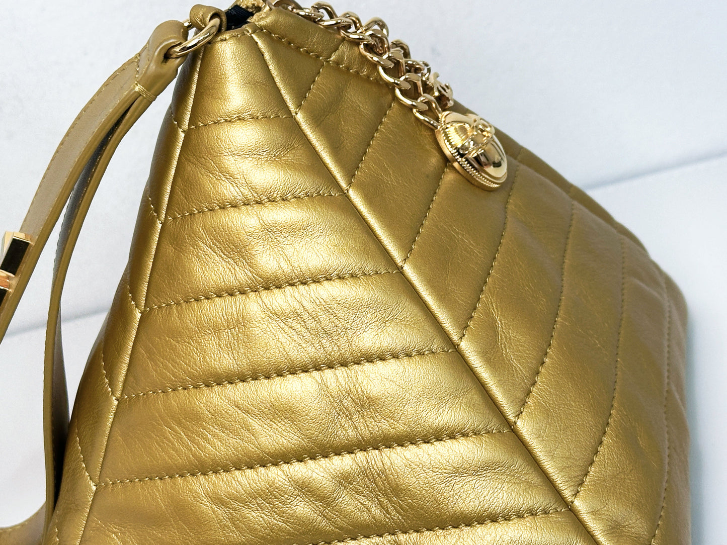 Chanel Gold Pyramid Leather Clutch Golden 2831 holo