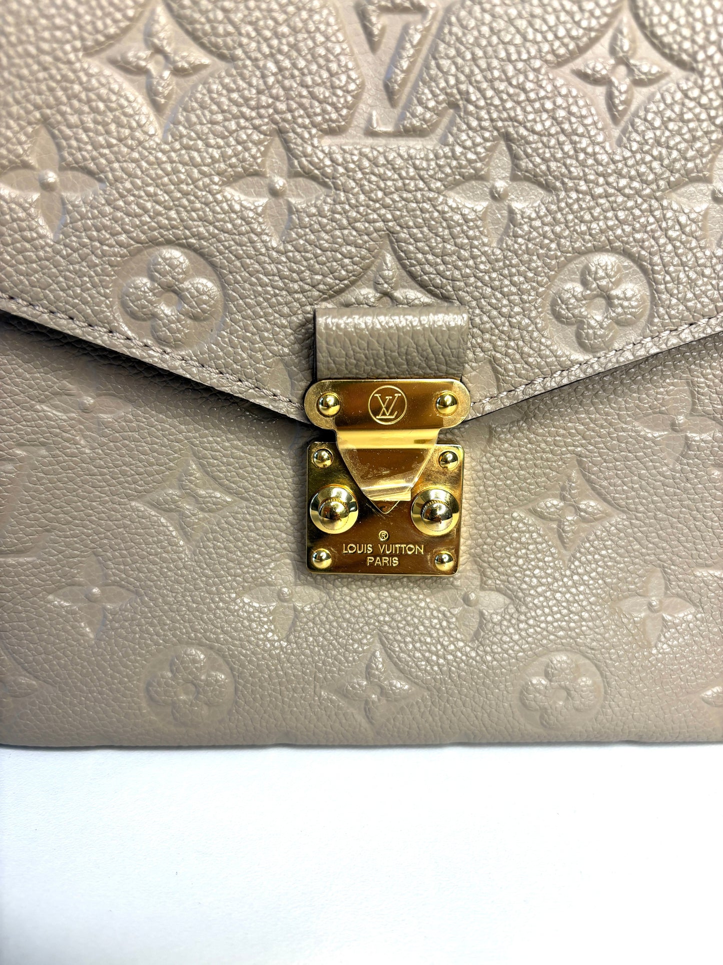 Louis Vuitton Empreinte Pochette Metis Tourterelle Shoulder Bag - Preloved (like new)