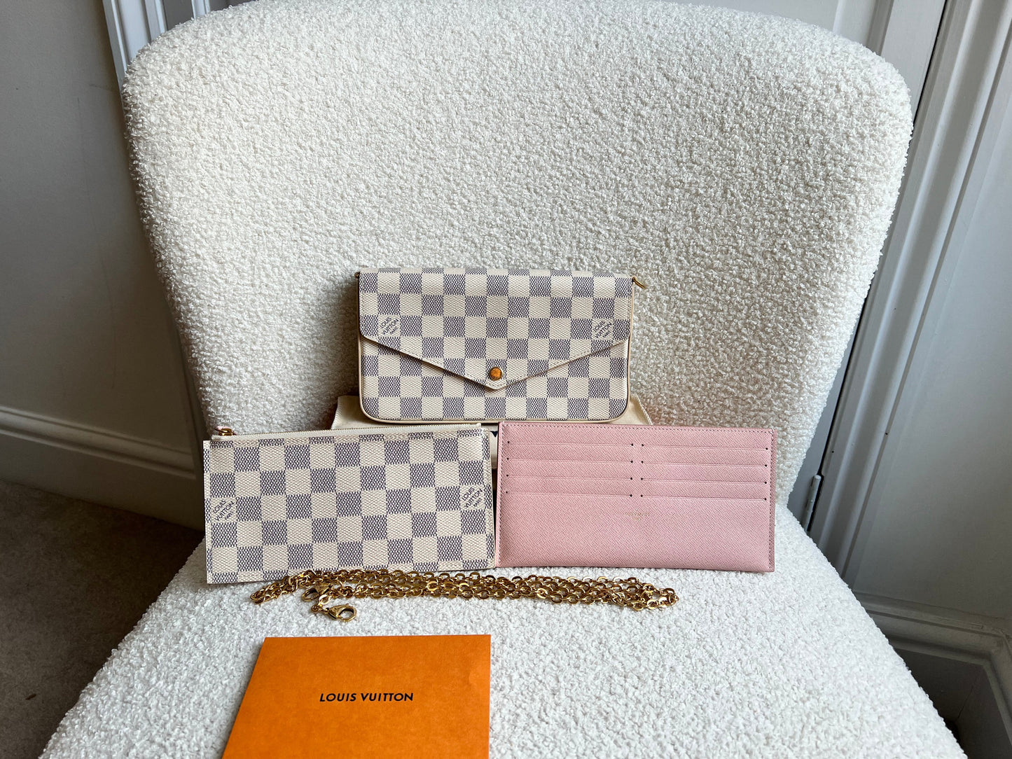 Louis Vuitton Felicie Pochette Damier Azur (RRP £1110)