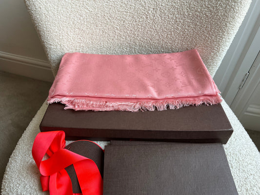 Louis Vuitton Monogram Shawl (RRP £450)