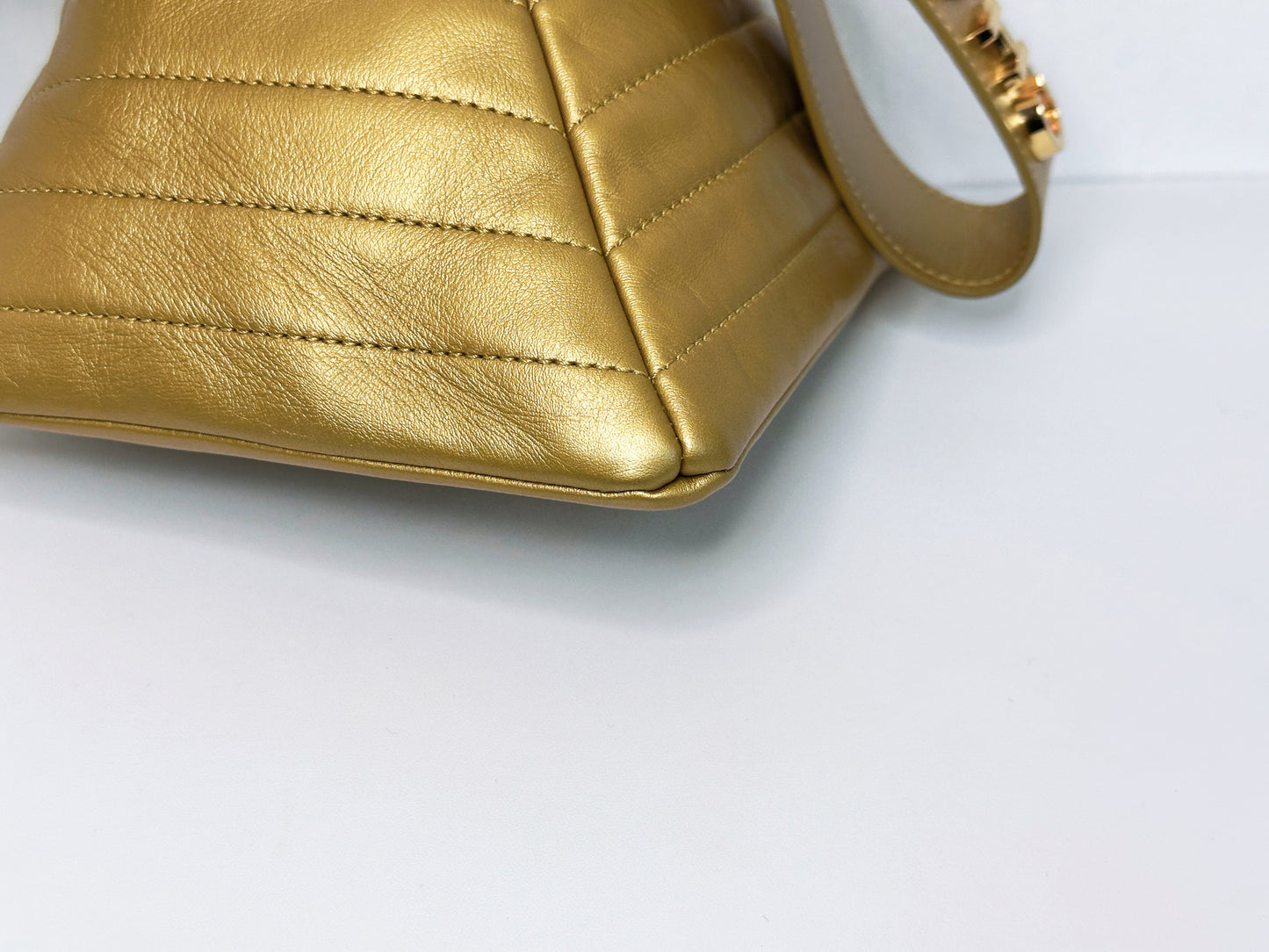 Chanel Gold Pyramid Leather Clutch Golden 2831 holo