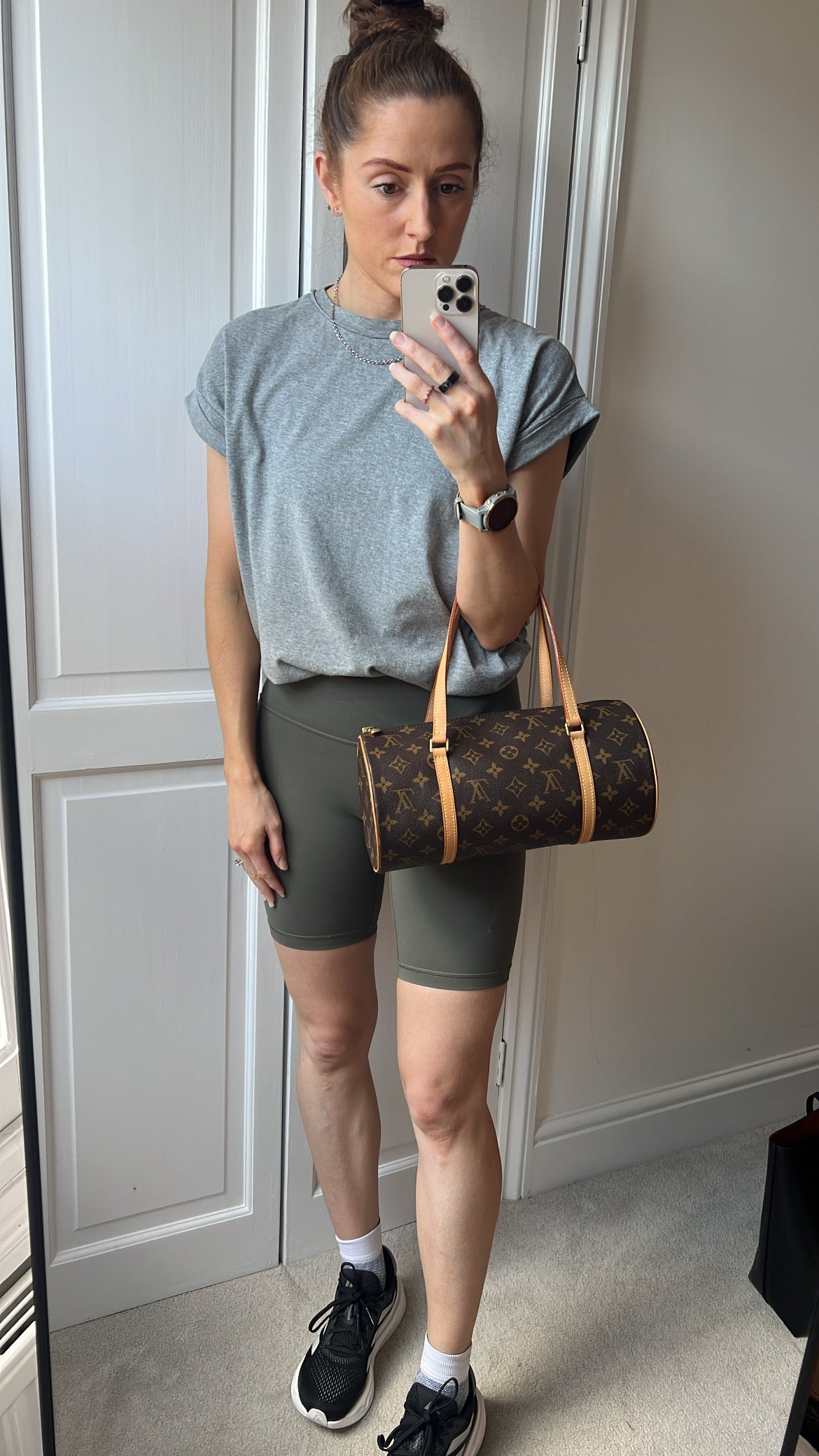 Louis Vuitton Papillon 30 Monogram