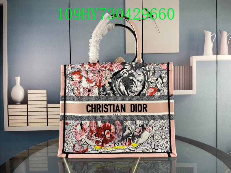 Christian Dior Luxury Bag - The Tote   304