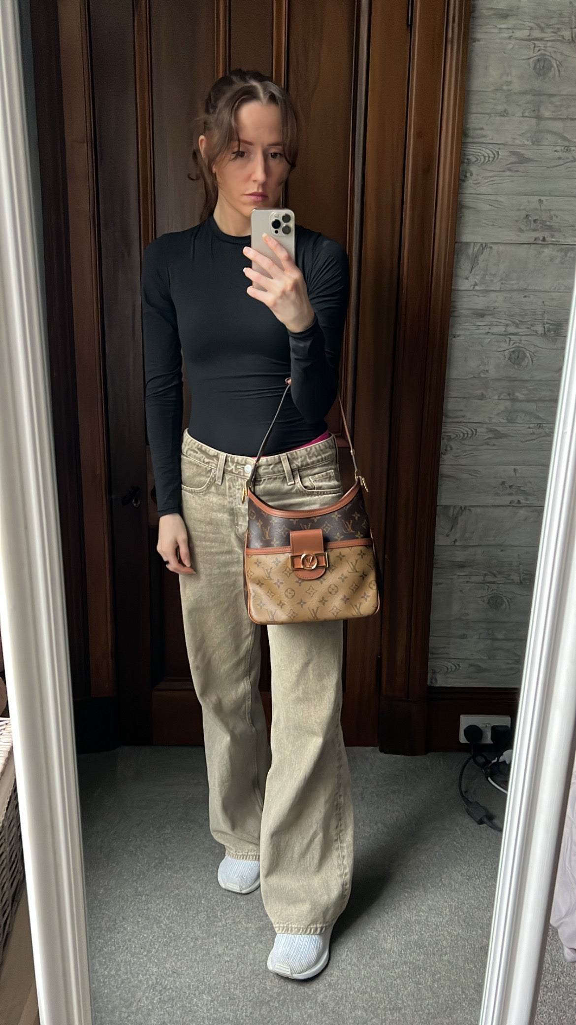 Louis Vuitton Dauphine Hobo PM (RRP £2190)