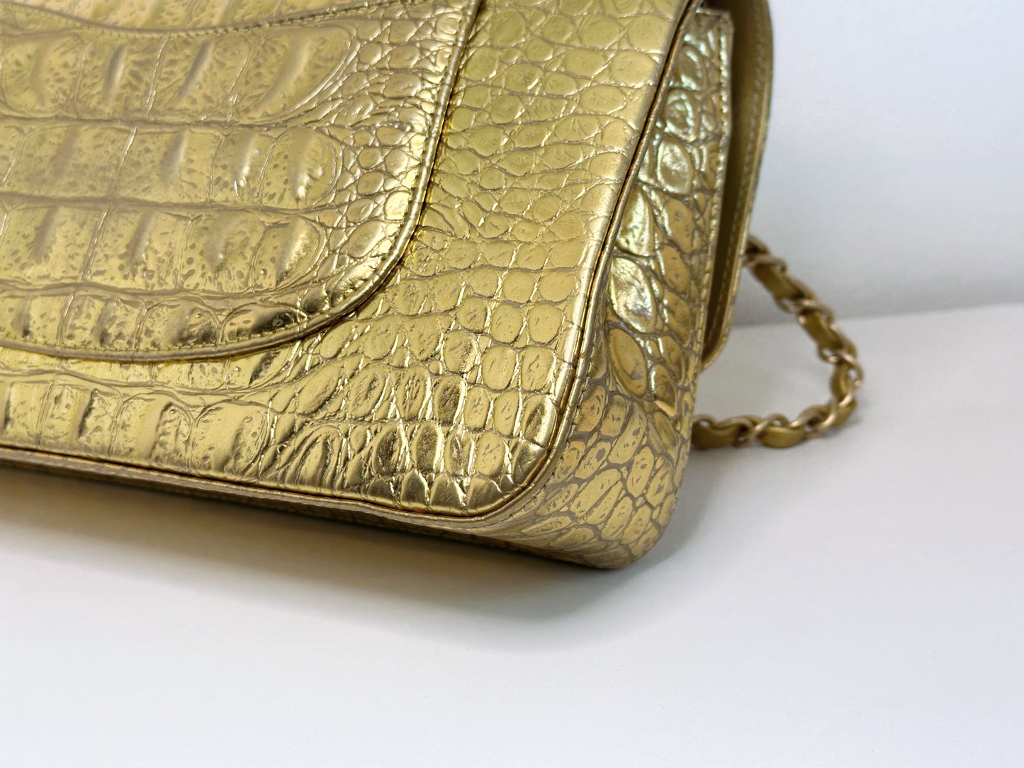 Chanel 19A Medium Calfskin Crocodile Embossed Gold Metallic Flap Bag 2803 holo card