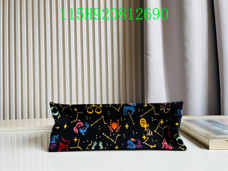 Christian Dior Luxury Bag - The Tote   271