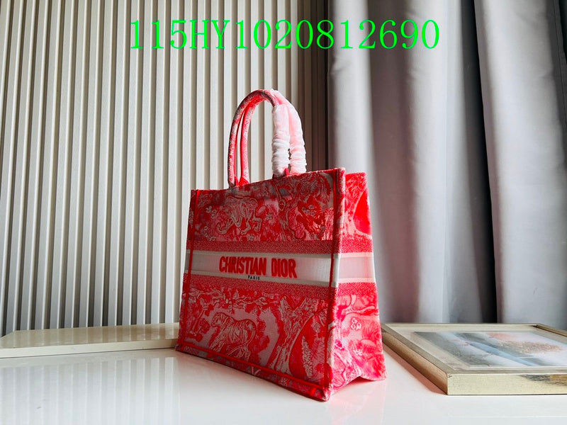 Christian Dior Luxury Bag - The Tote   264