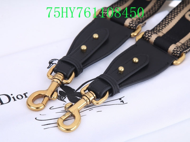 Christian Dior Luxury Bag - The Tote   492