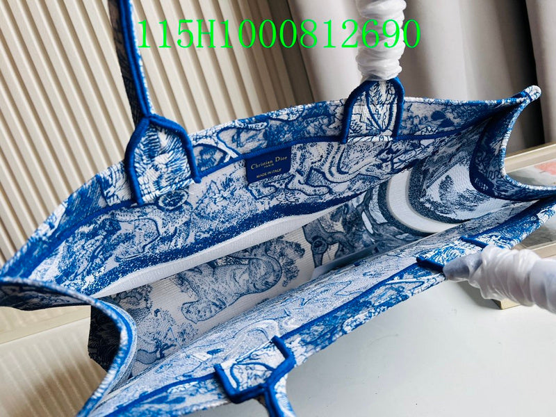 Christian Dior Luxury Bag - The Tote   268