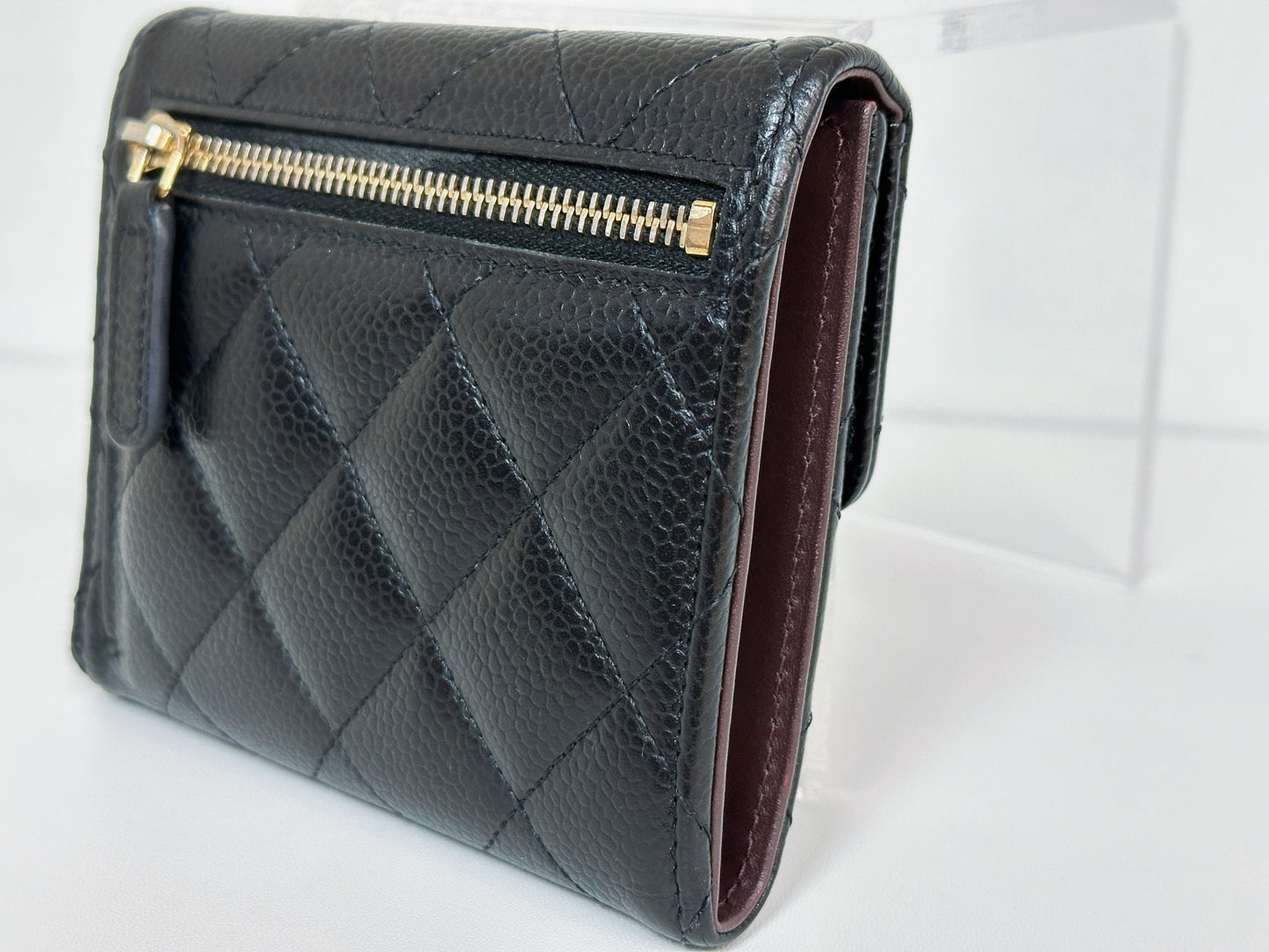 CHANEL CLASSIC TRIFOLD COMPACT IN BLACK CAVIAR  WALLET GHW UPKJ holo