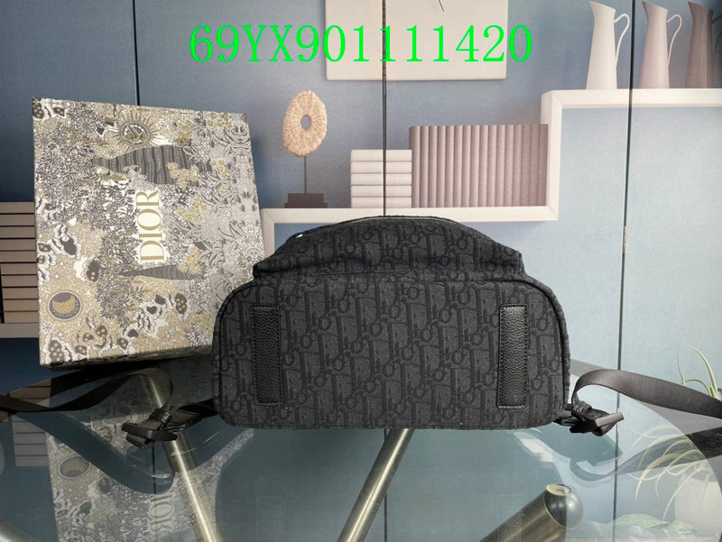 Christian Dior Luxury - The Tote   710